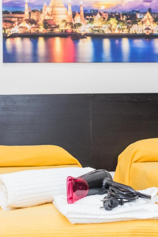 Couette-café Il Mondo In Una Stanza
