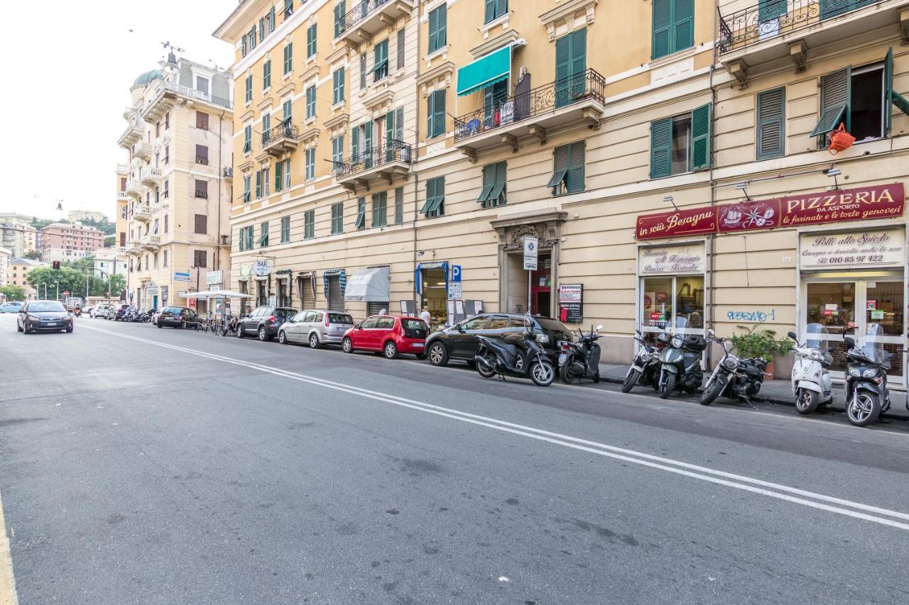 Couette-café Il Mondo In Una Stanza Gênes